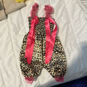 Newborn baby outfit